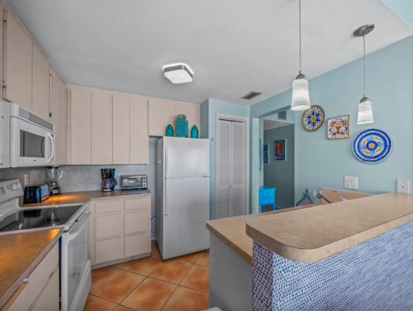 Anna Maria Beach Vacation Condo Gulf Views - Full Views!